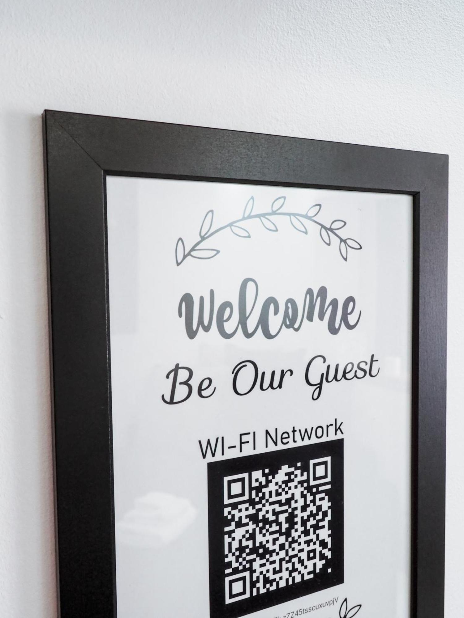 Black&White Mountain - Adults Only Petrosani Ngoại thất bức ảnh